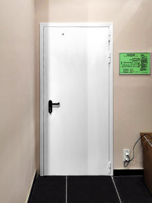 Внешняя сторона двери Внешняя сторона двери